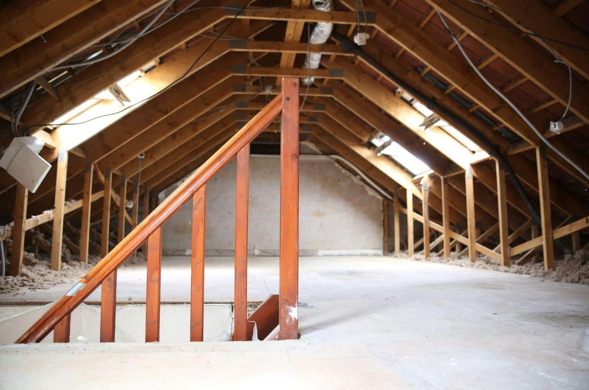 découvrez nos conseils et solutions pour l’aménagement de combles. optimisez votre espace sous les toits, gagnez en confort et valorisez votre maison avec des idées pratiques et tendances.