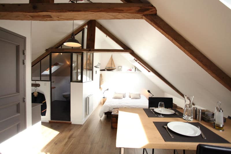 optimisez l’espace de votre maison grâce à l’aménagement de combles. découvrez nos conseils pratiques et inspirations pour créer une pièce confortable, lumineuse et fonctionnelle sous les toits.