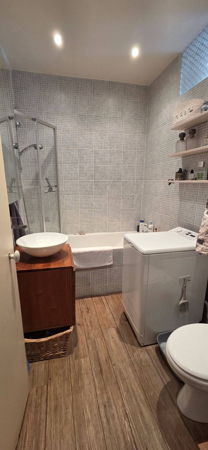 découvrez un appartement à malakoff idéalement situé, offrant confort, luminosité et toutes les commodités à proximité. parfait pour un achat ou une location en région parisienne.