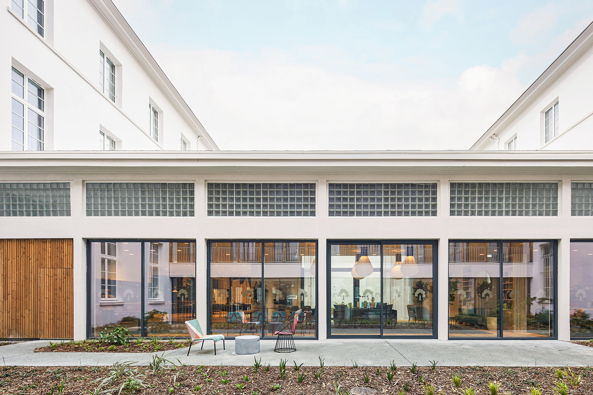 trouvez un architecte à châtillon spécialisé dans la rénovation. profitez de conseils d’experts pour transformer et valoriser votre maison ou appartement avec des solutions sur mesure.