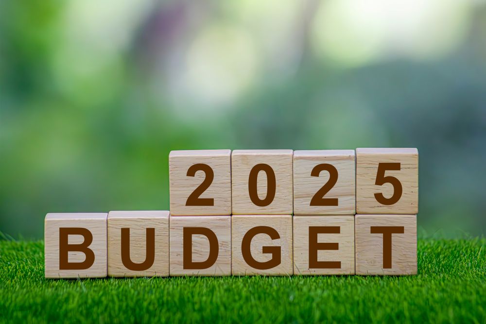 découvrez nos conseils et estimations pour établir votre budget rénovation 2025. préparez sereinement vos travaux avec des astuces, des exemples de coûts et les tendances à prévoir cette année.