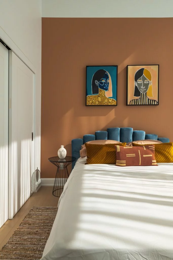 découvrez comment estimer le budget pour rénover une chambre de 12m2 : conseils, prix moyens au mètre carré et astuces pour optimiser vos travaux sans dépasser votre budget !