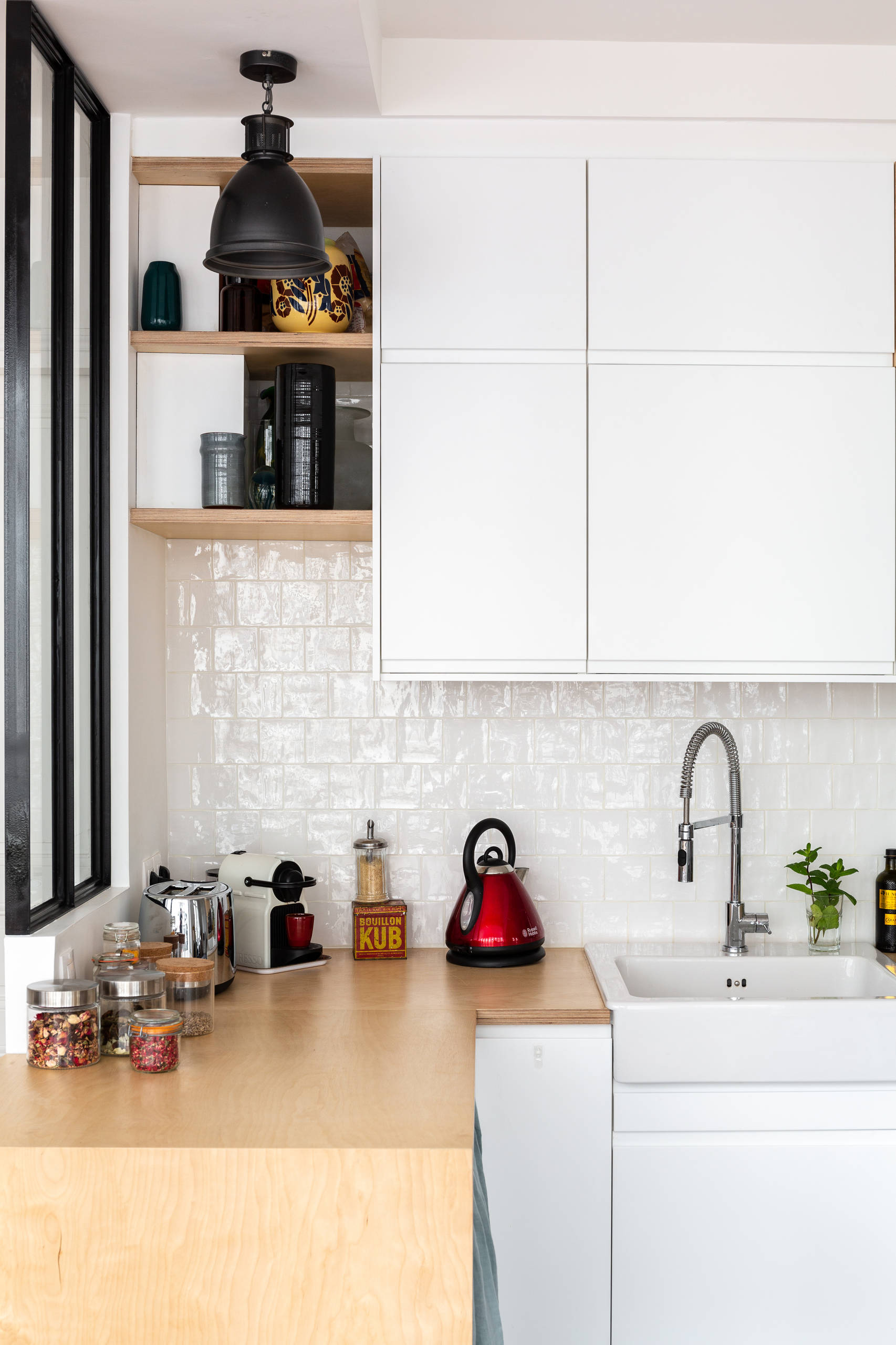 découvrez comment établir un budget pour la rénovation de votre cuisine : conseils, astuces et estimation des coûts pour réussir votre projet sans dépasser vos moyens.