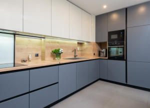 découvrez nos conseils et astuces pour établir un budget rénovation cuisine réaliste. comparez les prix, évitez les pièges et planifiez vos travaux pour une cuisine moderne à moindre coût !