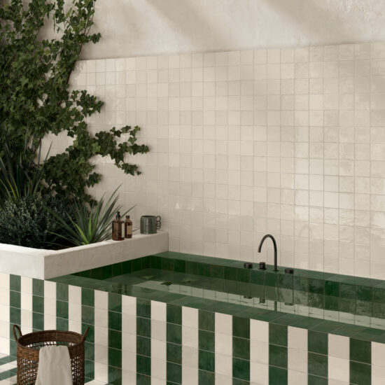 découvrez les carreaux en grès cérame, alliant esthétique moderne et durabilité exceptionnelle pour sublimer vos espaces intérieurs et extérieurs. faciles d'entretien et résistants, ils sont le choix idéal pour un sol élégant et pérenne.