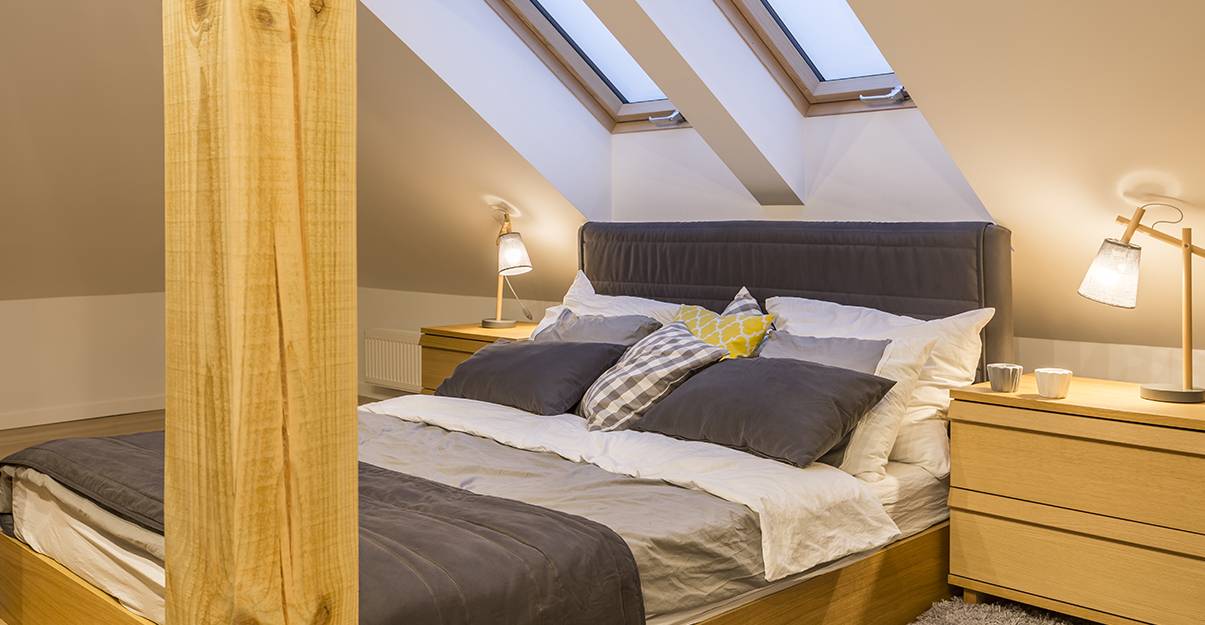 découvrez tout ce qu'il faut savoir sur le coût d'aménagement des combles : prix moyens, facteurs influençant le budget, conseils pour optimiser vos dépenses et réussir votre projet de rénovation.