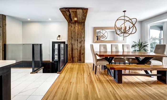 découvrez comment estimer le coût au m2 pour vos travaux de rénovation : prix moyens, facteurs à considérer et conseils pour maîtriser votre budget de rénovation immobilière.