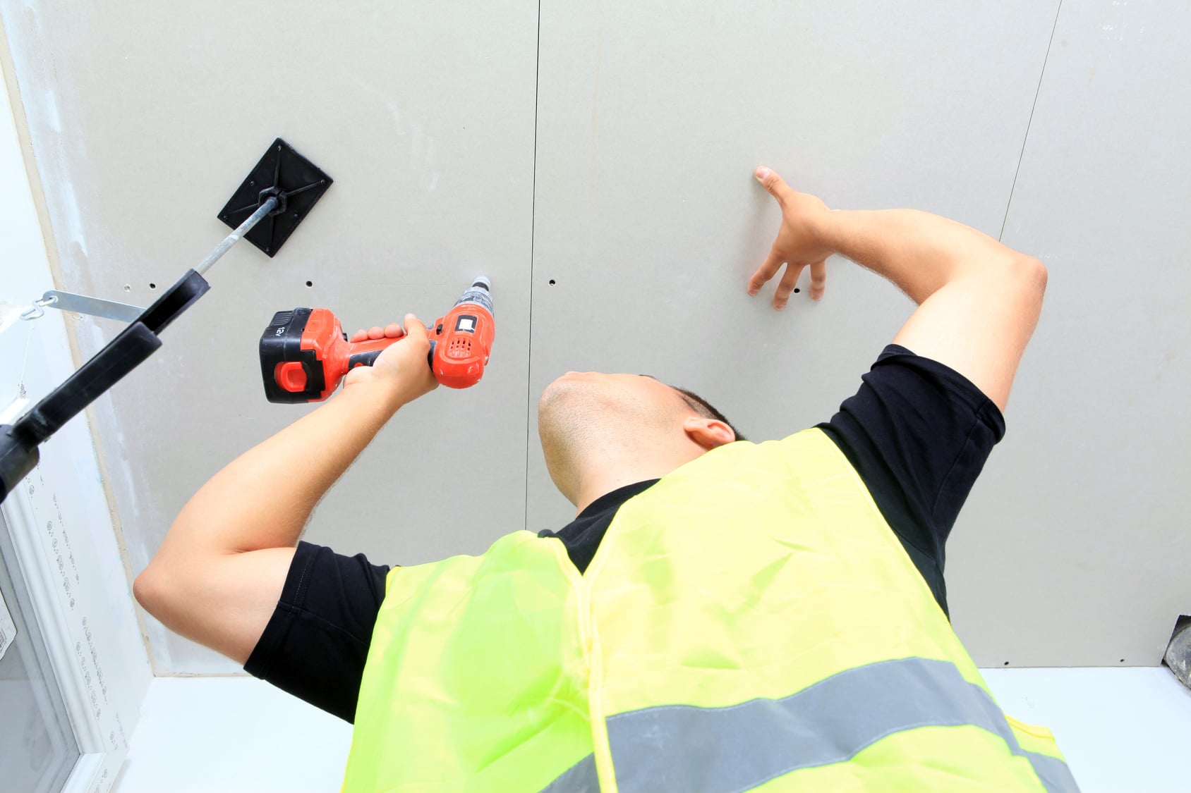 découvrez le coût au m² du placo à paris 10 : prix moyens, facteurs influençant le tarif, conseils pour estimer et optimiser votre budget de travaux de pose ou de rénovation.