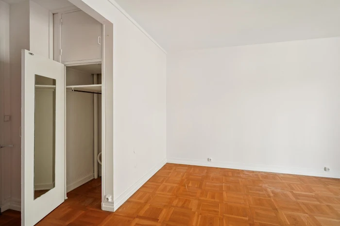 découvrez le coût de la rénovation d'un appartement 3 pièces dans le 17e arrondissement de paris : estimation des prix, conseils pour vos travaux et astuces pour optimiser votre budget.