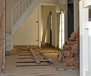 découvrez les principaux facteurs qui influencent le coût de la rénovation d’un studio, ainsi que des conseils pour estimer votre budget et optimiser vos travaux.