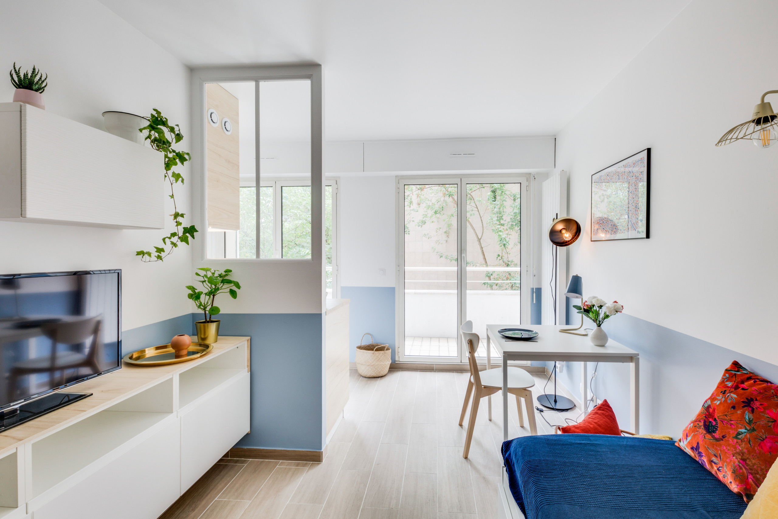 découvrez les facteurs qui influencent le coût de rénovation d'un studio, les prix moyens au m², ainsi que des conseils et astuces pour optimiser votre budget et réussir votre projet de rénovation.