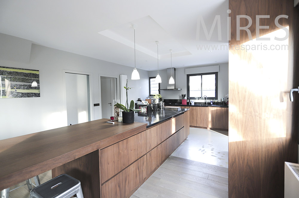 découvrez les meilleures cuisines modernes à paris 75005 : design contemporain, espaces fonctionnels et inspirations tendances pour transformer votre intérieur. idéal pour un appartement chic et pratique dans le 5e arrondissement.