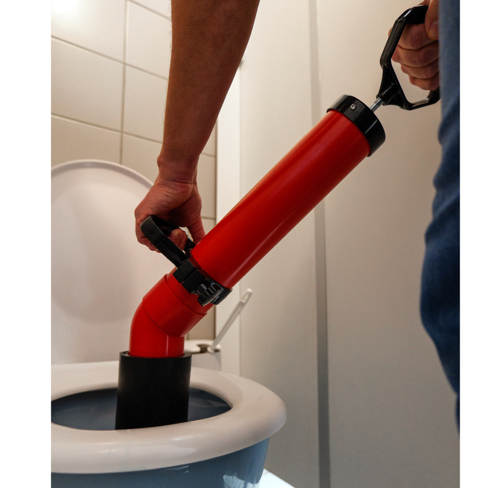 besoin d’un débouchage rapide de toilettes à lagny ? intervention efficace et professionnelle, disponible 7j/7 pour résoudre tous vos problèmes de wc bouchés.