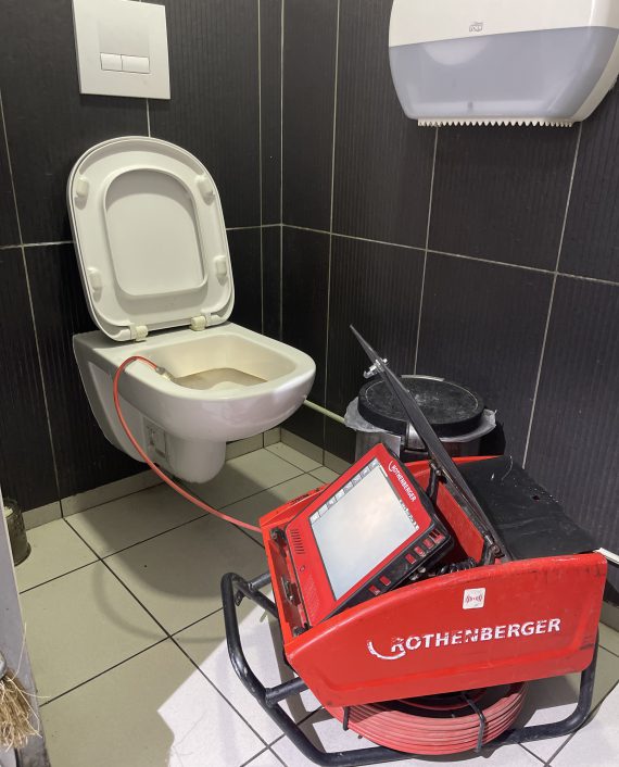 service de débouchage wc à boigneville rapide et efficace. intervention en urgence pour toilettes bouchées, devis gratuit, professionnels expérimentés à votre service 7j/7.