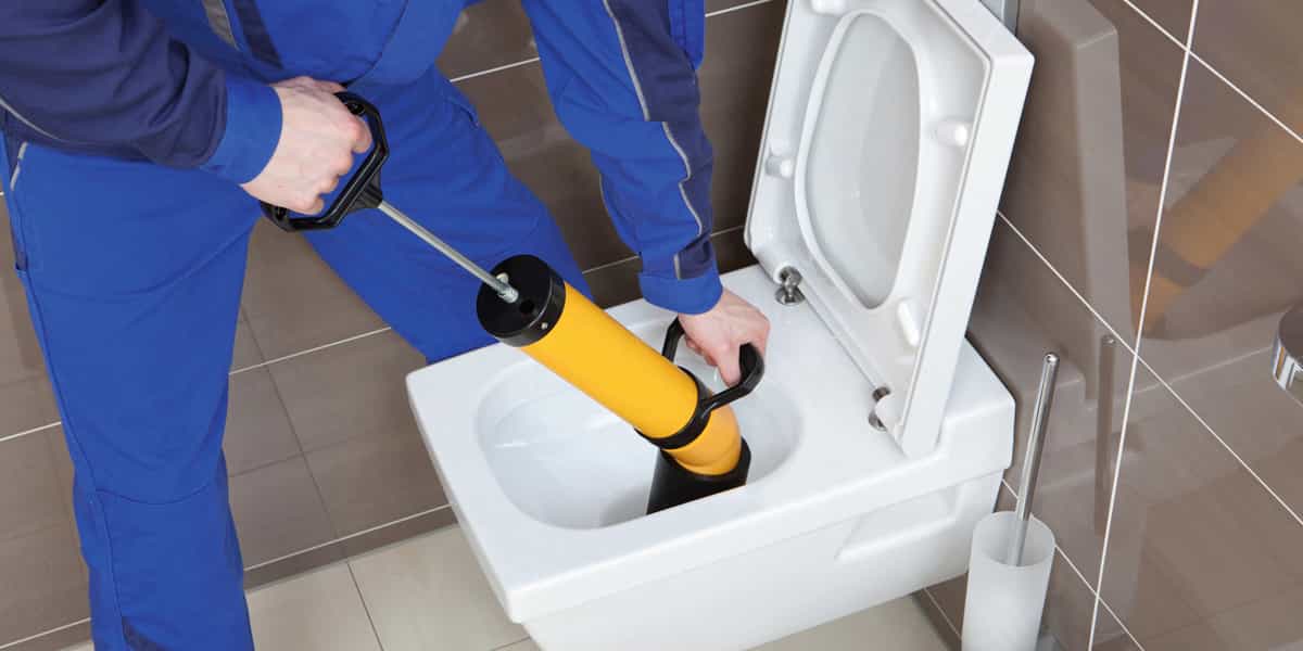 besoin d'un débouchage wc en urgence ? intervention rapide 24h/24 et 7j/7 pour déboucher vos toilettes efficacement. contactez nos experts en débouchage wc !