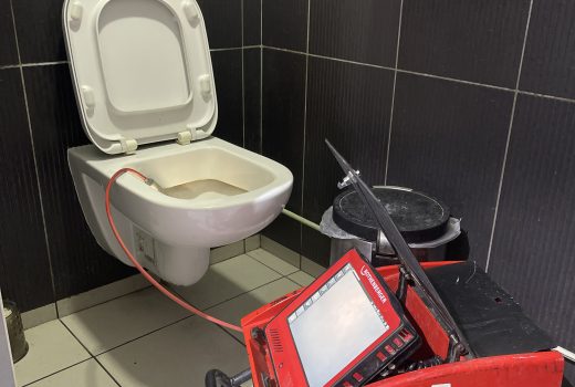 besoin d'un dégorgement wc à 77580 ? nos experts interviennent rapidement pour déboucher vos toilettes et résoudre tout problème d’évacuation. service rapide et efficace, disponible 7j/7.