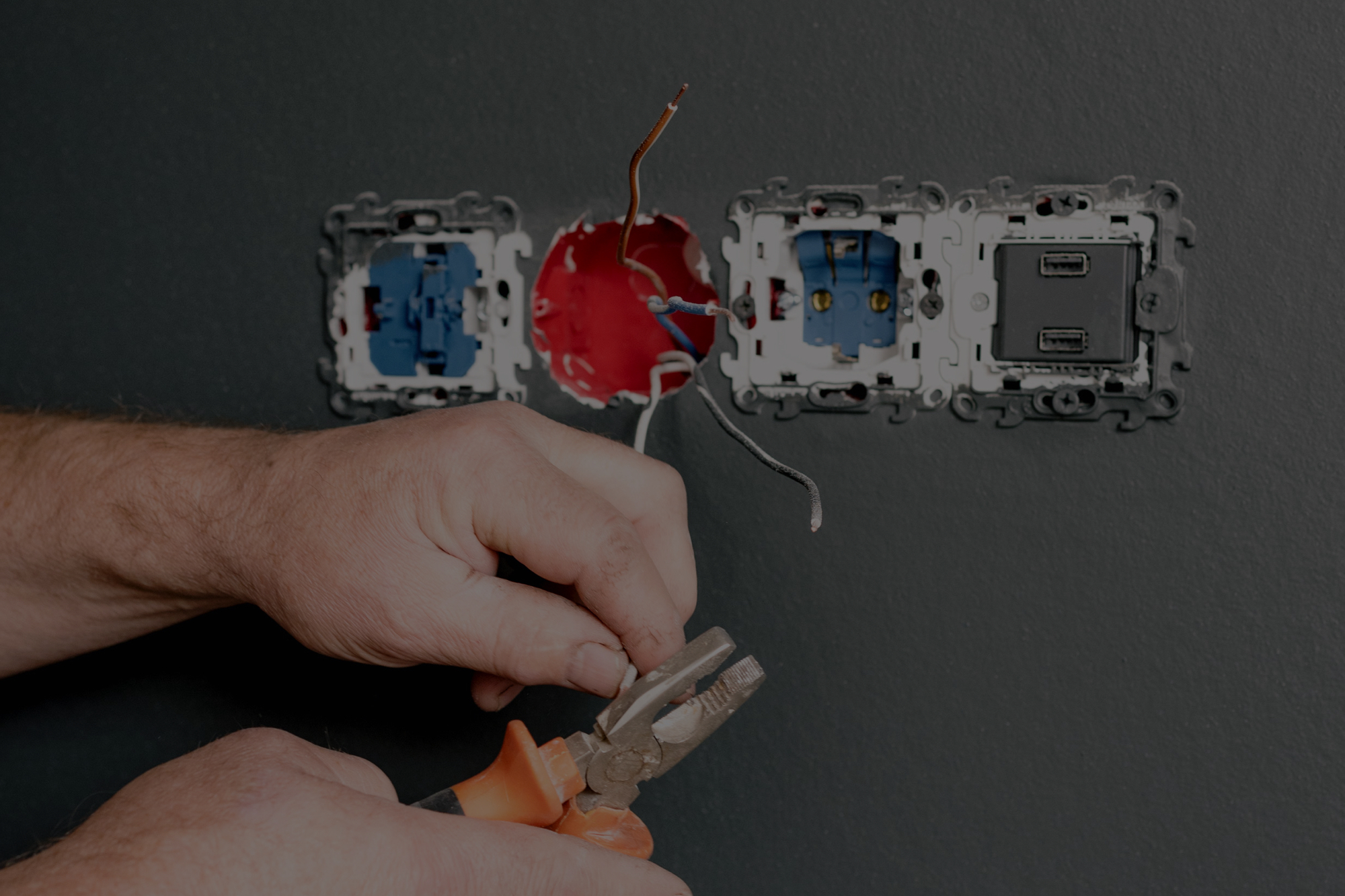 trouvez un électricien local à gennevilliers pour tous vos besoins en électricité : installations, dépannages et mises aux normes. intervention rapide et professionnelle près de chez vous.