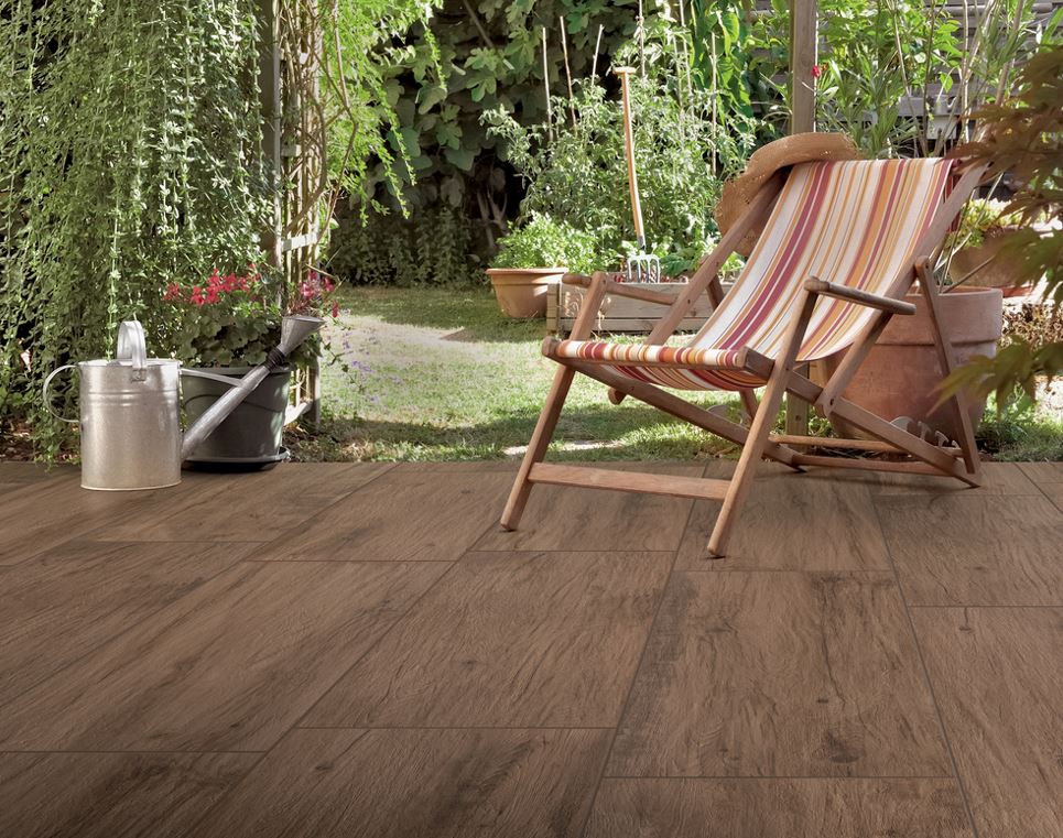 obtenez une estimation précise pour la pose de votre carrelage : découvrez les prix au m², les facteurs influençant le coût et nos conseils pour bien budgétiser vos travaux de carrelage.