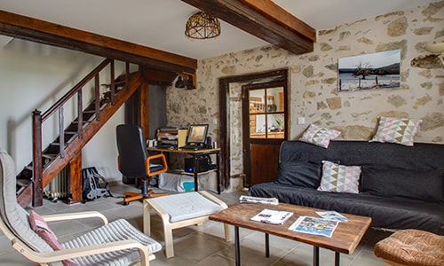 découvrez des exemples inspirants de rénovation maison pour transformer votre intérieur et optimiser votre espace. idées, conseils et photos avant/après pour réussir votre projet de rénovation.