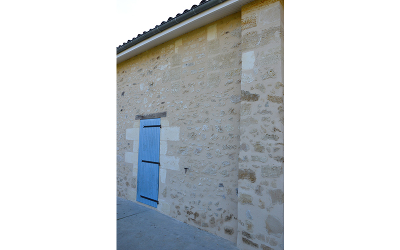 spécialisés en finitions et rénovation d’appartements dans le 19e à paris, nous valorisons vos espaces grâce à des prestations soignées et personnalisées. contactez-nous pour un devis sur mesure !