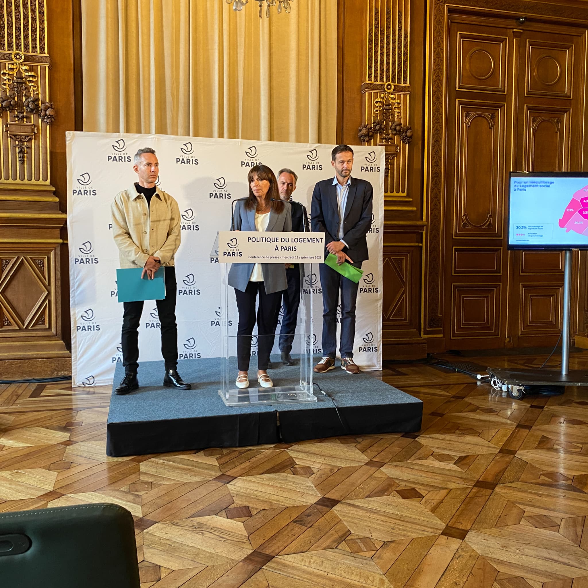 découvrez les principales initiatives lancées par anne hidalgo à paris : environnement, mobilité durable, urbanisme et vie locale. un aperçu des projets qui façonnent la capitale sous sa mandature.