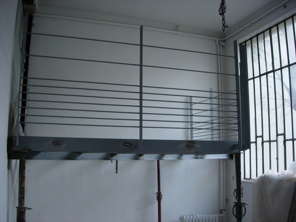 découvrez notre sélection de matériaux de rénovation authentiques pour les bâtiments du 18ème arrondissement de paris. alliez qualité, tradition et conseils d'experts pour sublimer vos projets patrimoniaux.