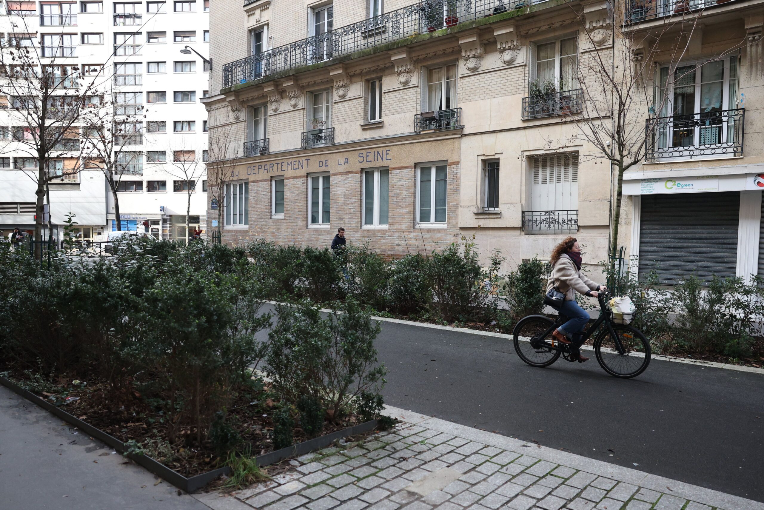 découvrez comment profiter de la nature en plein cœur du 3ème arrondissement de paris : espaces verts, jardins partagés et astuces pour reconnecter avec le naturel en ville.