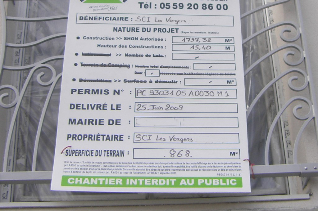 découvrez les différences entre le permis de construire et la déclaration préalable : démarches, délais, travaux concernés et conseils pour choisir la bonne autorisation pour votre projet immobilier.