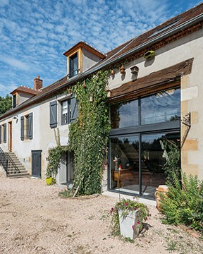 découvrez les prix pour la rénovation d'une longère : coûts moyens, facteurs à considérer, conseils d'experts et astuces pour optimiser votre budget lors de la restauration de ce type de maison traditionnelle.