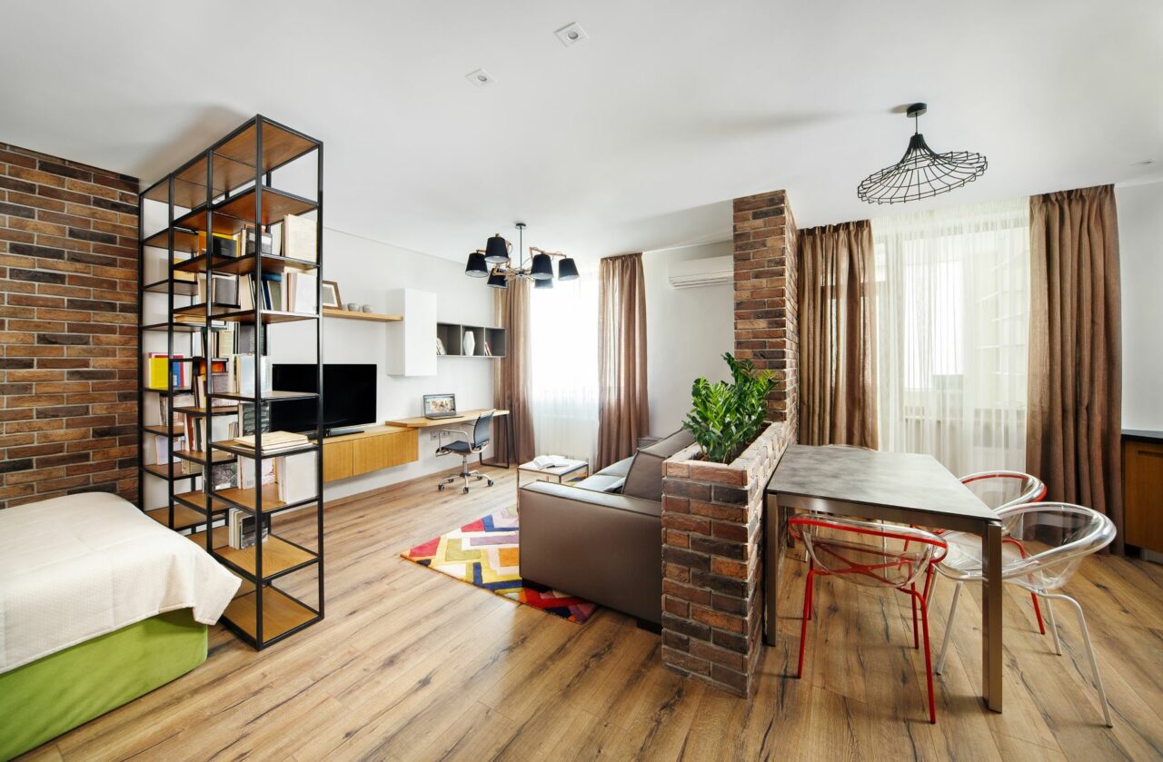 découvrez les prix moyens pour la rénovation complète d’un studio de 15m2, les facteurs qui influencent le coût et des conseils pour optimiser votre budget.