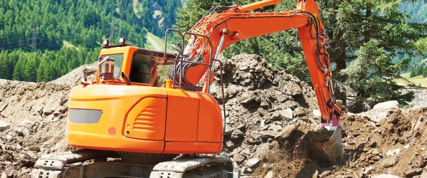 découvrez les tendances des prix de terrassement pour 2025 : estimations au mètre carré, facteurs influençant le coût, conseils pour bien budgéter vos travaux de terrassement.