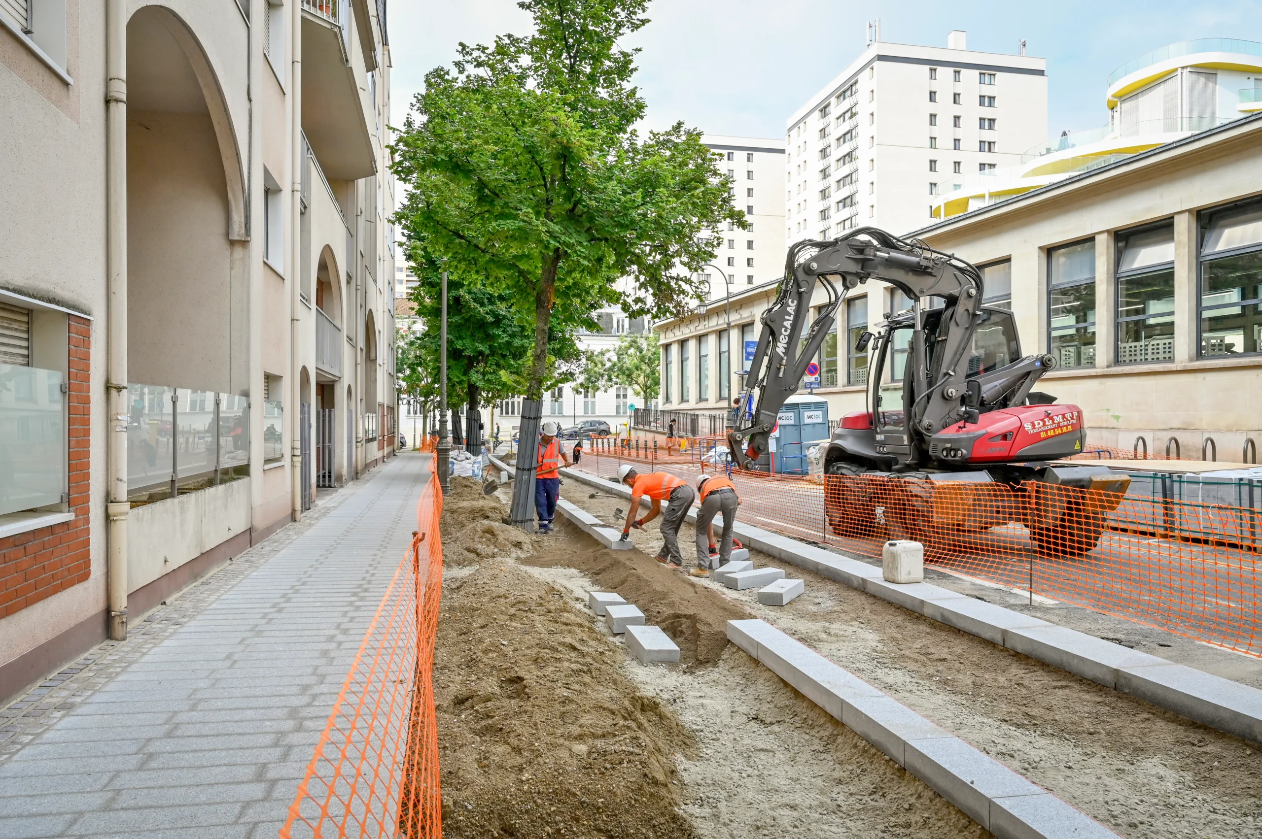 découvrez nos solutions de réaménagement immobilier à suresnes : conseils personnalisés, accompagnement sur-mesure et optimisation de vos espaces pour une meilleure valorisation de votre bien.