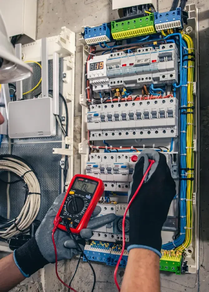 besoin d'un remplacement de tableau électrique à paris 75010 ? intervention rapide, sécurisée et conforme aux normes. électriciens professionnels à votre service pour la rénovation ou la mise aux normes de votre installation électrique.