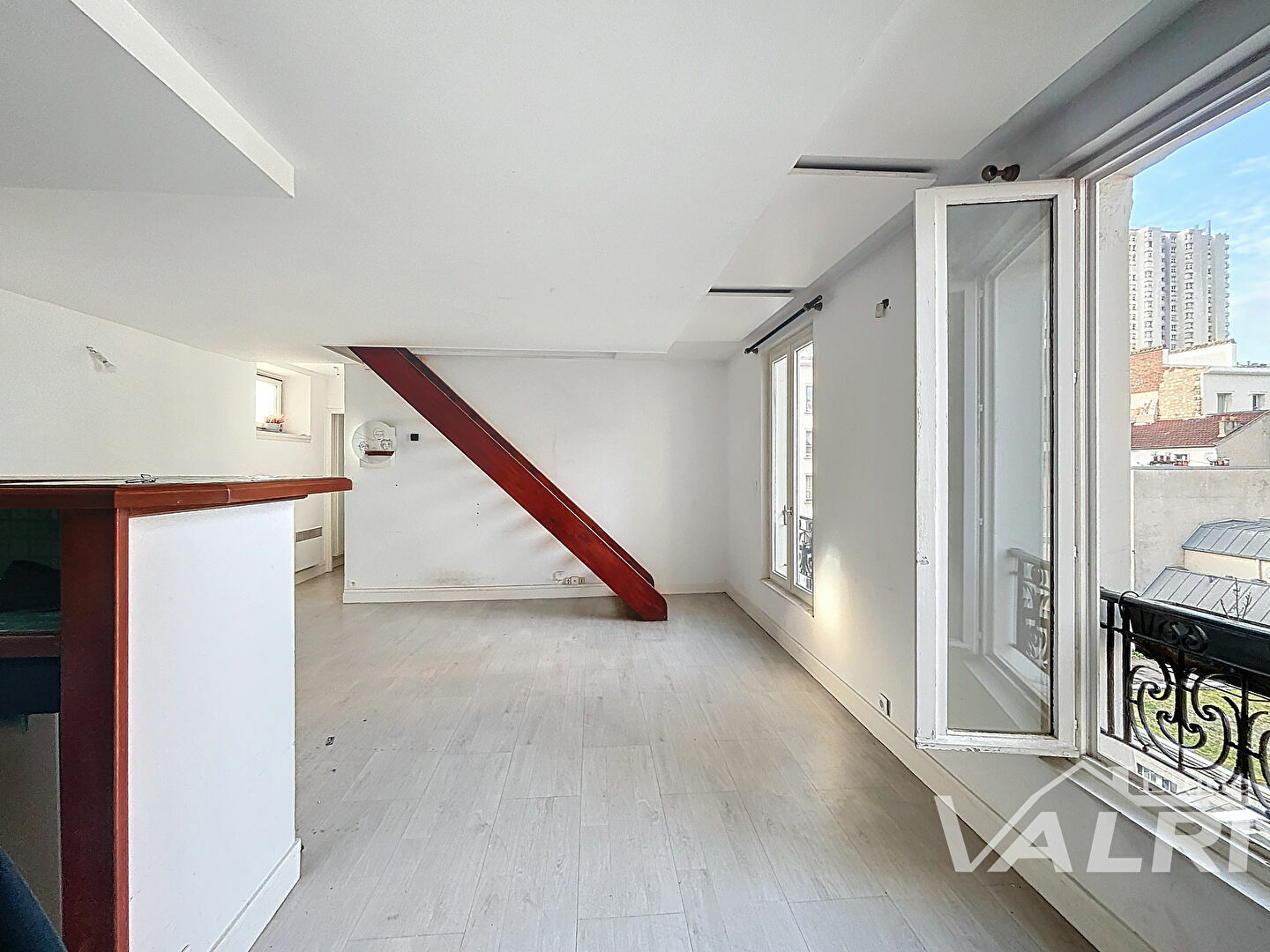 confiez la rénovation de votre appartement dans le 18ème arrondissement de paris en 2025 à des experts : modernisation, optimisation de l’espace et solutions sur-mesure pour un intérieur élégant et fonctionnel.