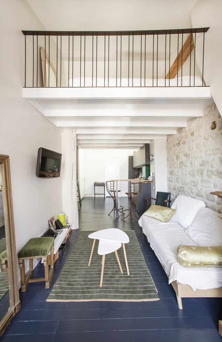 découvrez nos conseils pratiques et astuces pour réussir la rénovation complète d'un appartement de 30m2 : optimisation de l'espace, idées déco et rénovation pas à pas pour transformer votre petit logement.