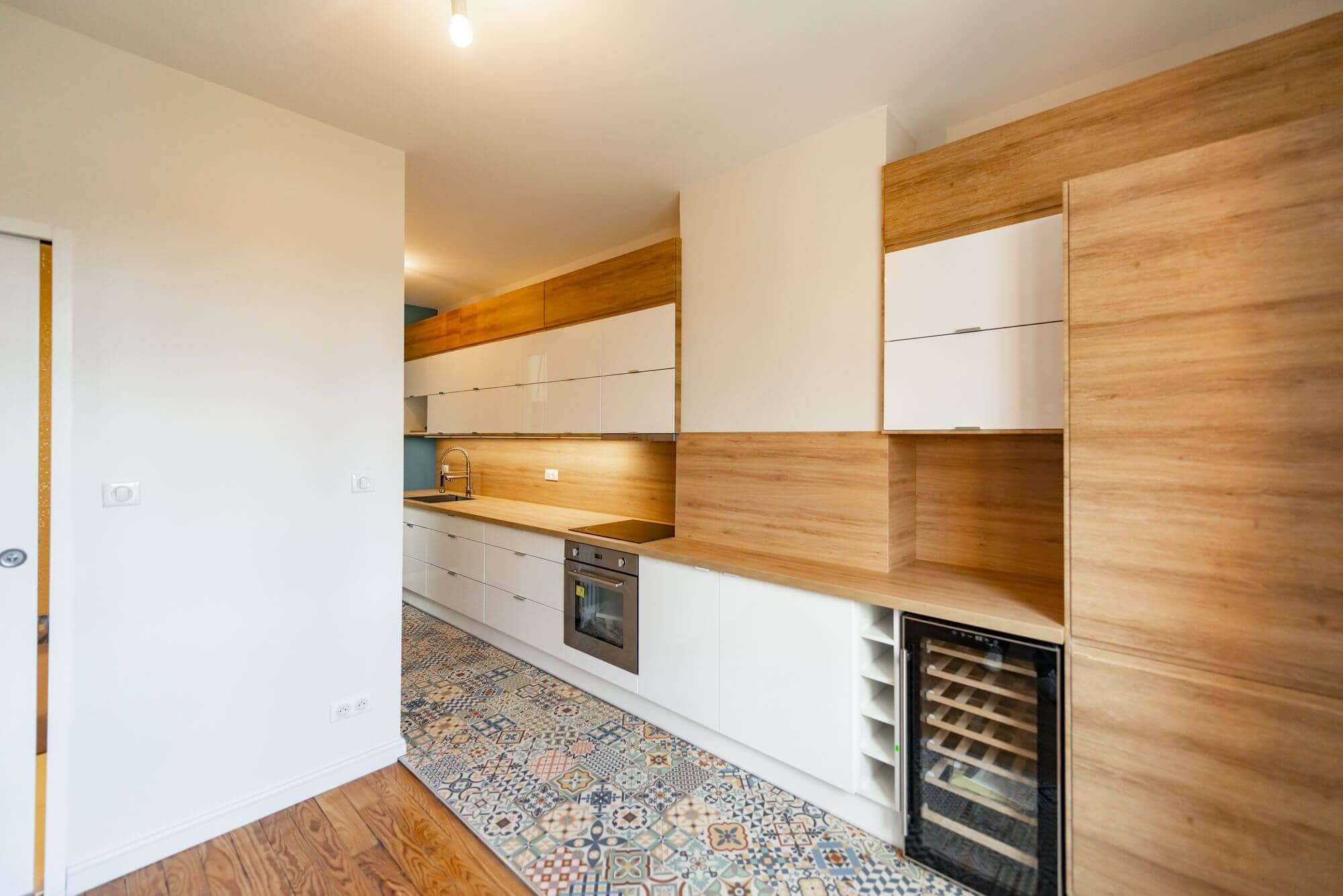 découvrez nos conseils et services pour réussir la rénovation de votre appartement : idées déco, étapes clés, choix des matériaux et accompagnement par des professionnels. transformez votre intérieur en toute sérénité !