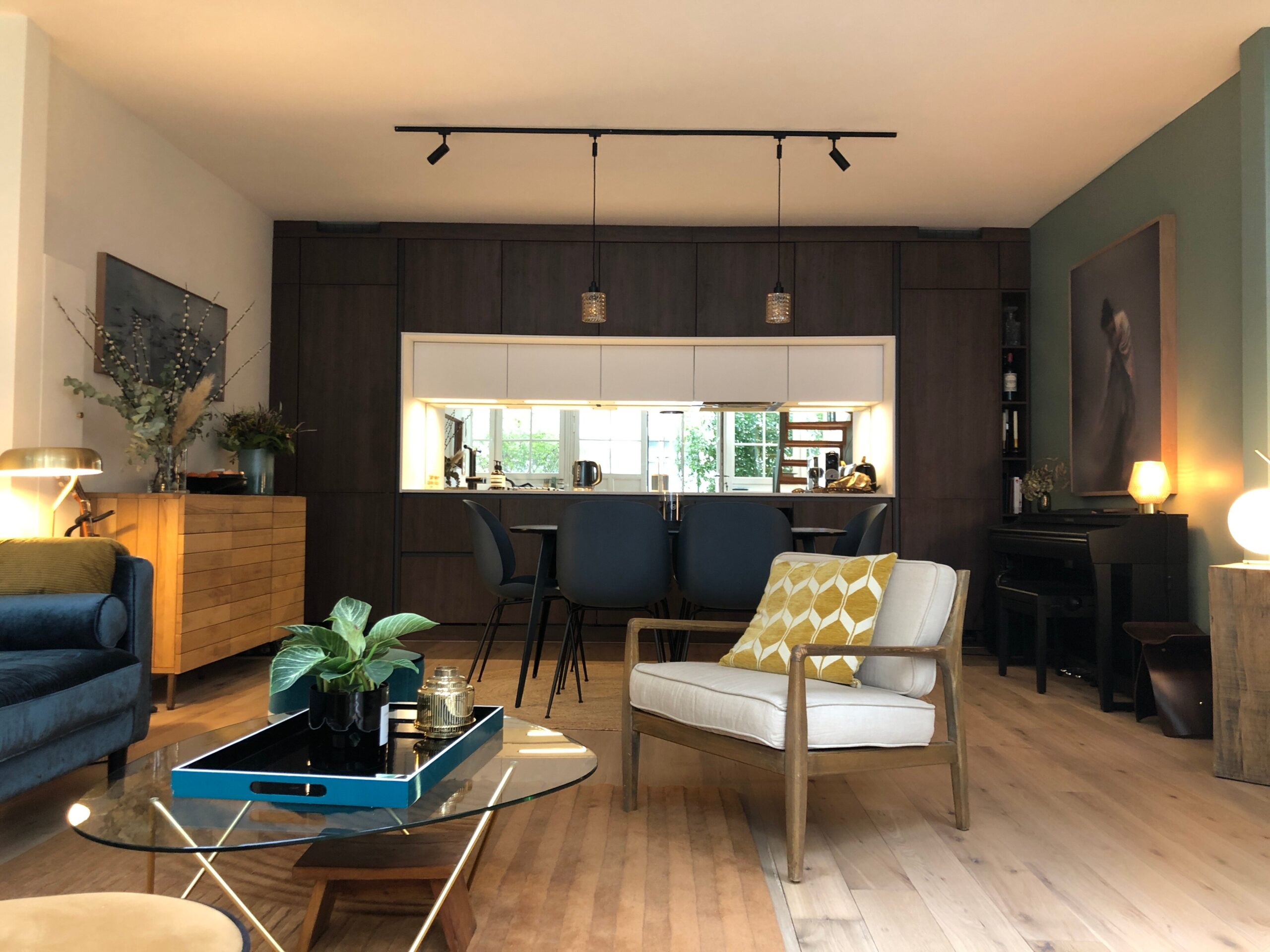 confiez la rénovation de votre appartement à garches à une équipe d'experts. bénéficiez de conseils sur mesure, de travaux de qualité et d'un accompagnement complet pour transformer votre espace de vie selon vos envies.