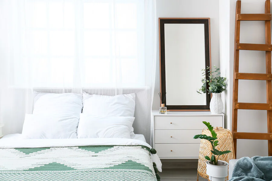 découvrez des idées et conseils pratiques pour réussir la rénovation d'une chambre de 12m2. optimisez l'espace, choisissez les bonnes couleurs et matériaux pour créer une pièce confortable et moderne.