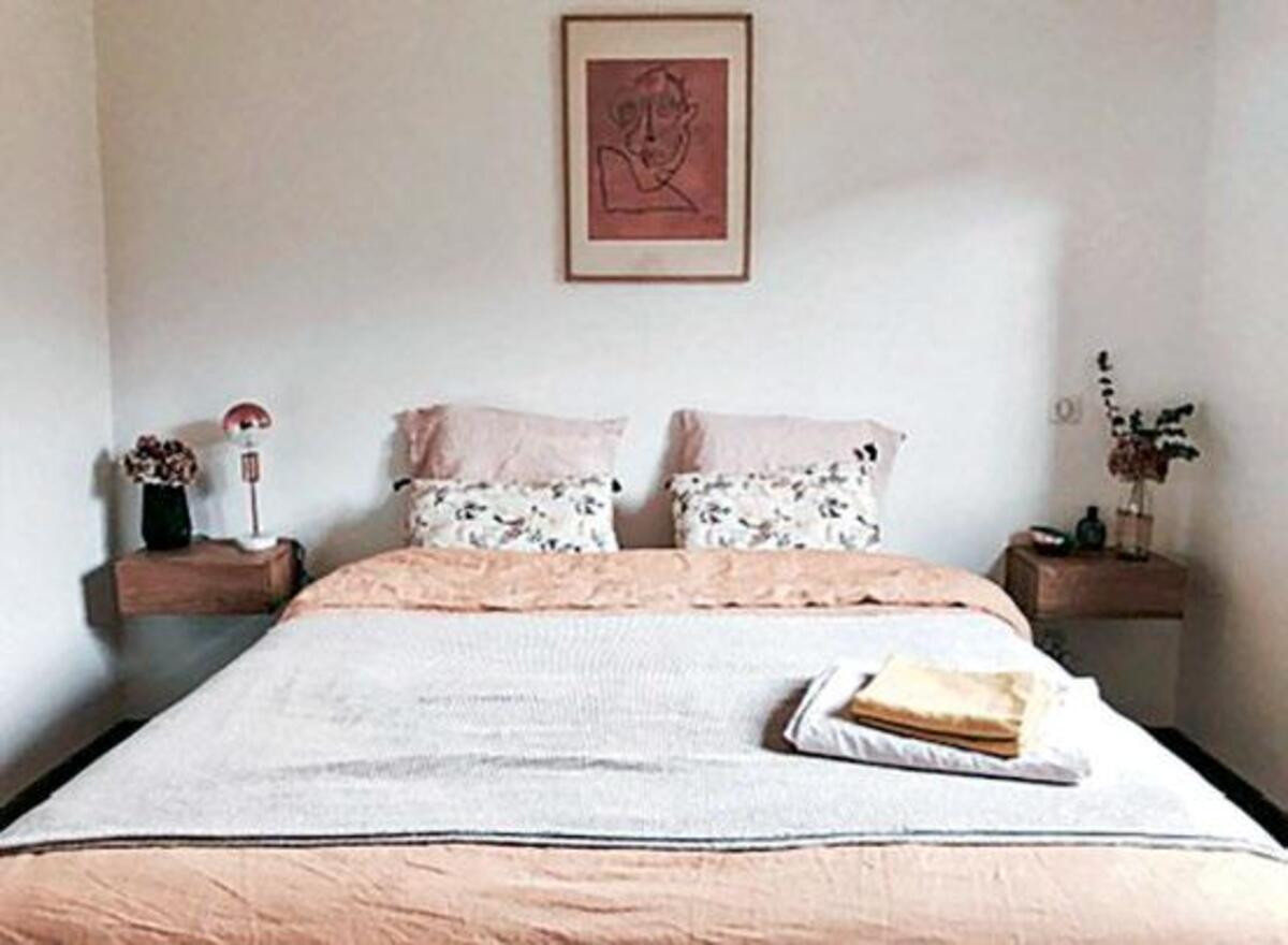 découvrez nos conseils pratiques pour rénover une chambre à petit budget. idées déco, astuces d’aménagement et solutions économiques pour transformer votre espace sans vous ruiner.