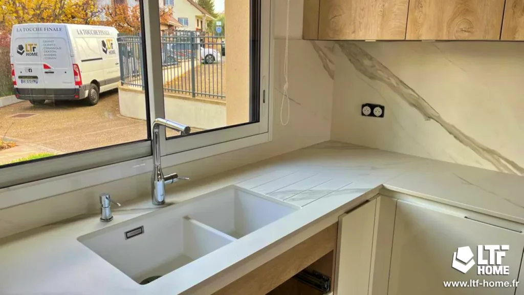 confiez la rénovation de votre cuisine à châtillon à des experts. design moderne, matériaux de qualité et accompagnement personnalisé pour transformer votre espace selon vos envies.