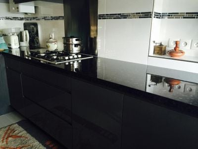 confiez la rénovation de votre cuisine à fontenay-aux-roses à des experts. modernisez votre espace, améliorez votre confort et valorisez votre bien grâce à nos solutions sur mesure.