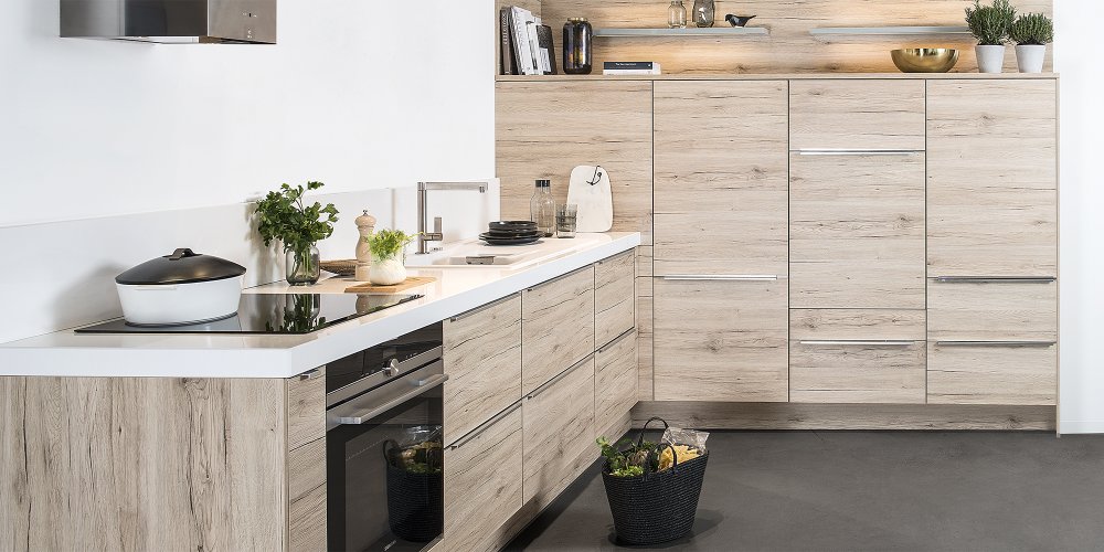 découvrez tous les prix et conseils pour la rénovation de votre cuisine : budget, matériaux, étapes et astuces pour réussir votre projet au meilleur coût.