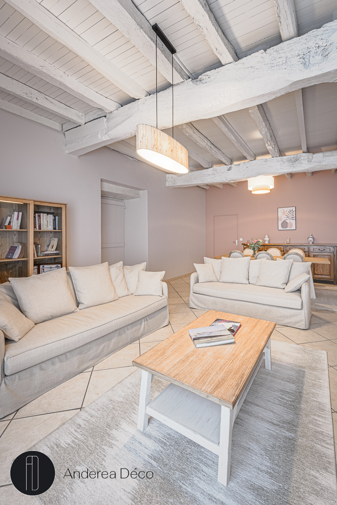 donnez une nouvelle vie à votre intérieur avec notre guide complet sur la rénovation d'espace de vie. astuces, idées et conseils pour transformer et moderniser votre maison facilement.