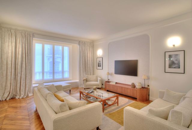 découvrez notre service de rénovation intérieure dans le 15e arrondissement de paris en 2025 : conseils personnalisés, matériaux de qualité et travaux sur-mesure pour sublimer votre intérieur.