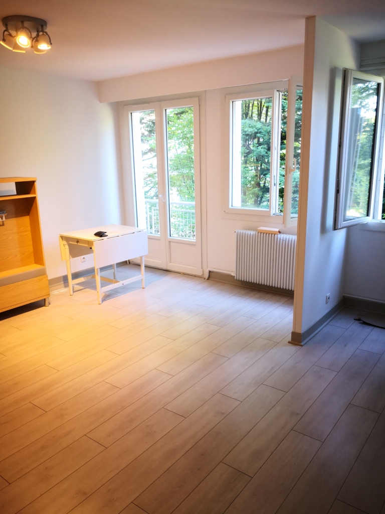 spécialistes de la rénovation intérieure à paris 75014, nous transformons vos espaces avec des solutions sur-mesure : appartement, maison ou bureaux. devis rapide et conseils personnalisés.