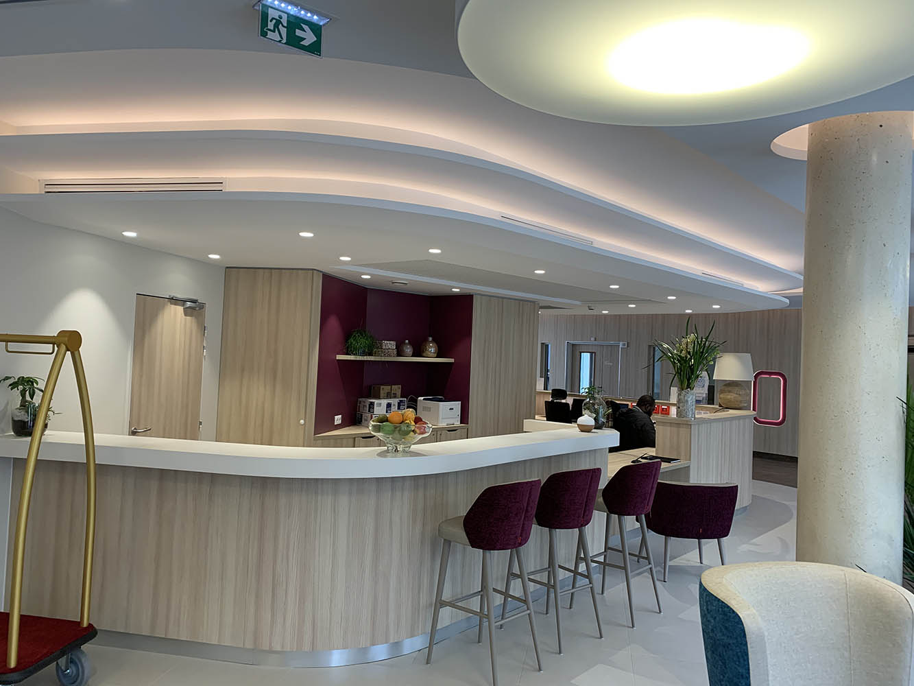 confiez votre rénovation intérieure à suresnes à des experts. de la conception à la finition, profitez d’un service sur-mesure pour transformer votre espace selon vos envies.