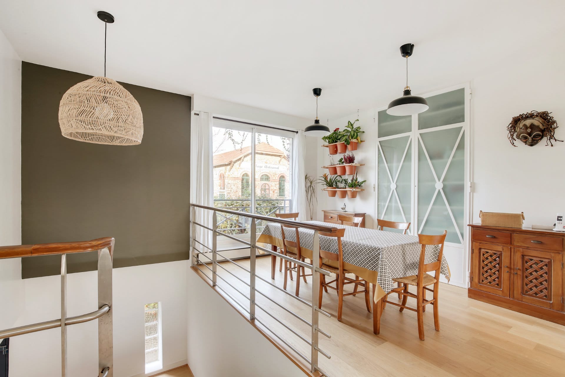 confiez la rénovation de votre maison à bourg-la-reine à des experts. travaux sur mesure, conseils personnalisés et prestations de qualité pour valoriser votre bien immobilier.