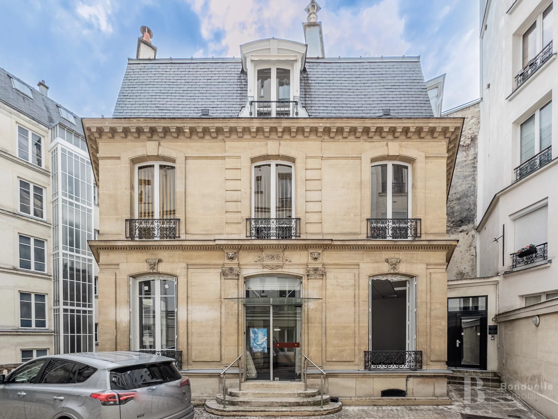 besoin d'une rénovation rapide dans le 8e arrondissement de paris ? profitez de notre expertise pour des travaux efficaces, soignés et adaptés à vos besoins. devis gratuit et intervention rapide !