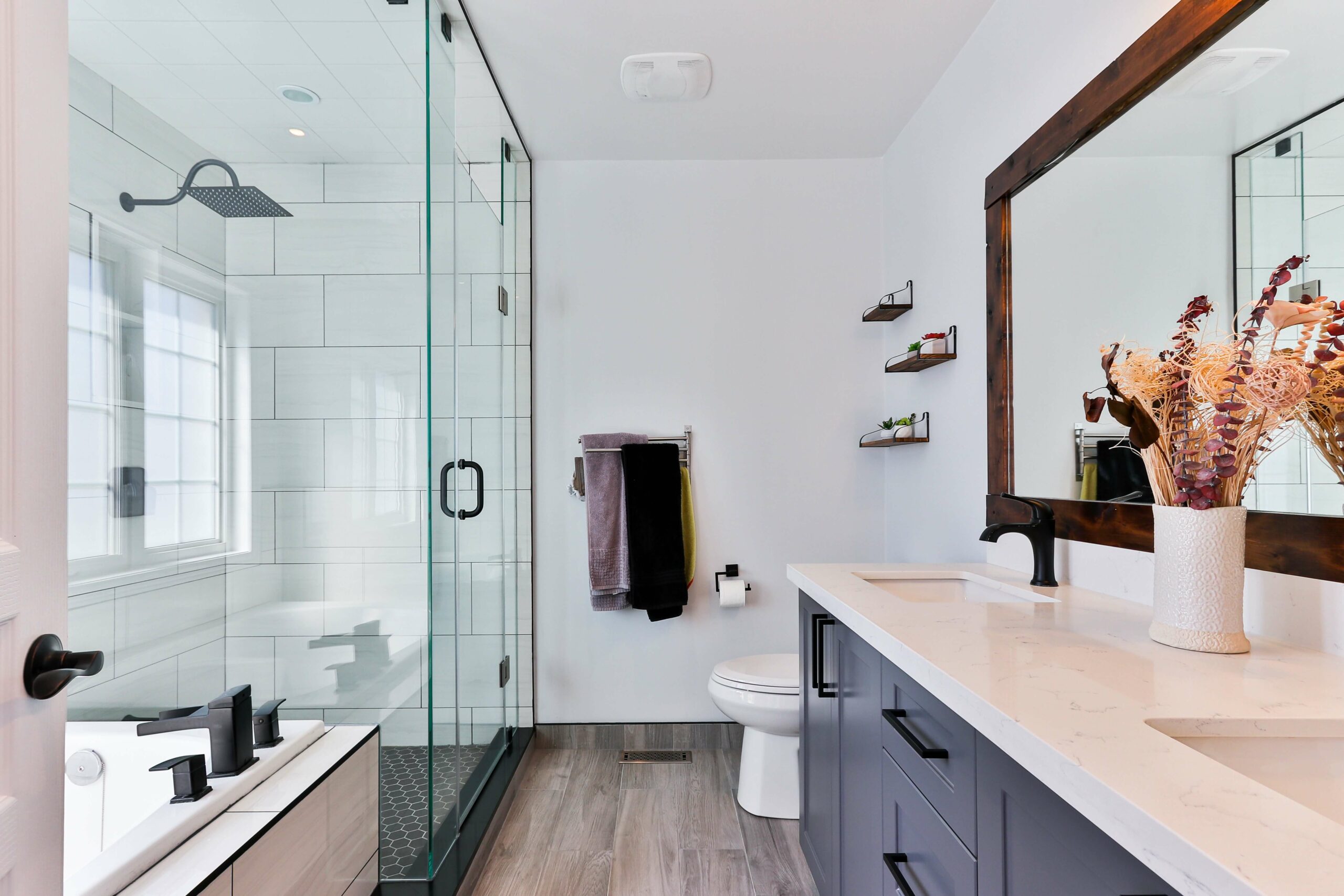 confiez la rénovation de votre salle de bain à des experts pour un espace moderne, fonctionnel et esthétique. découvrez nos conseils, astuces et inspirations pour transformer votre salle de bain selon vos envies.