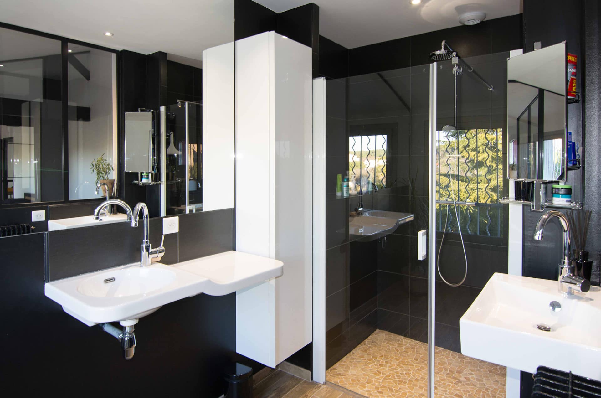 transformez votre salle de bain de 70 m2 en un espace moderne et fonctionnel grâce à nos conseils et idées de rénovation. découvrez les tendances, astuces de design et solutions pratiques pour sublimer votre grande salle de bain.